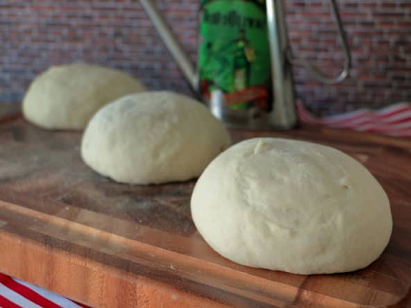 Vraie pâte à pizza