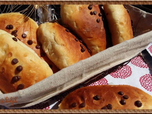 Petits pains briochés au yaourt bien moelleux