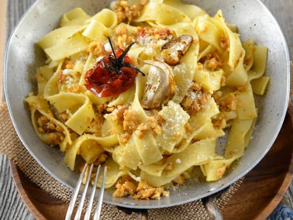 Pâtes aux amandes et tomates confites