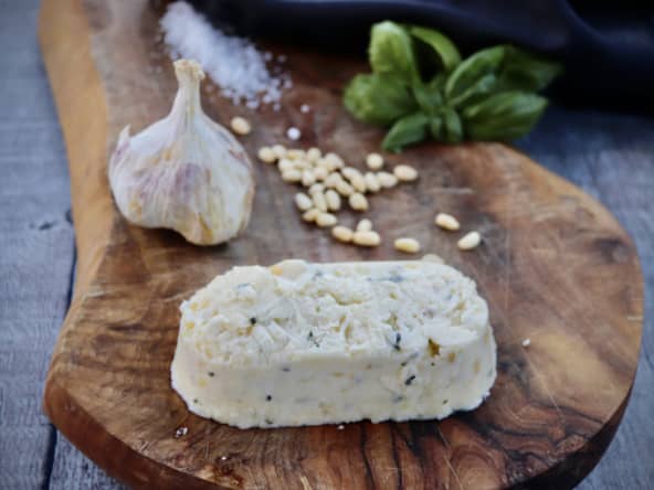 Beurre maison au pesto