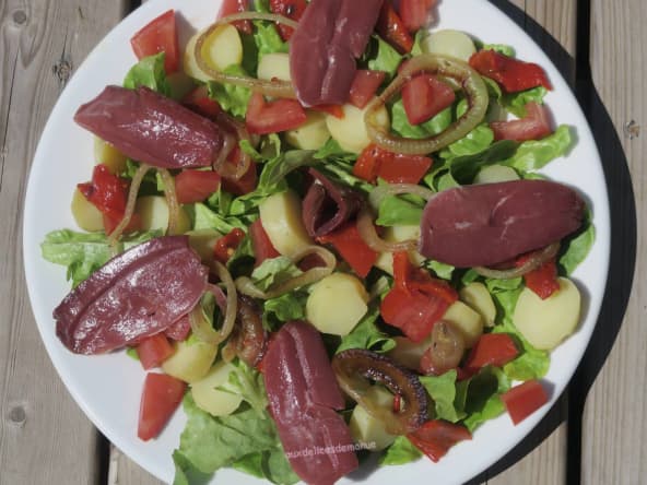 Salade de pommes de terre aux légumes grillés et magret