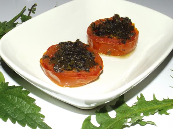 Tomates aux plantes sauvages façon tomate à la provençale
