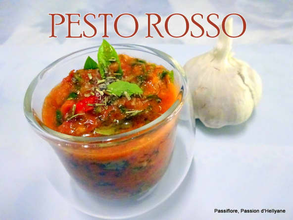 Pesto rosso basilic tomates ail pignons et huile d'olive