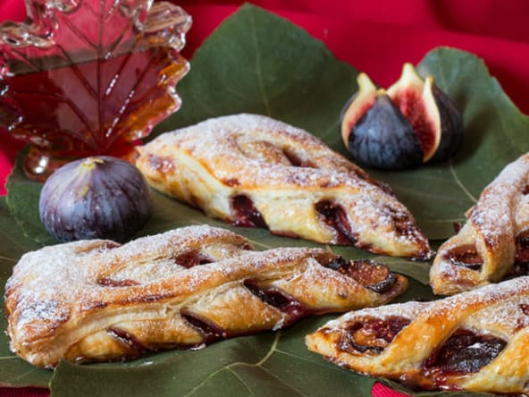 Feuilletés en jalousie aux figues confites au sirop d'érable 