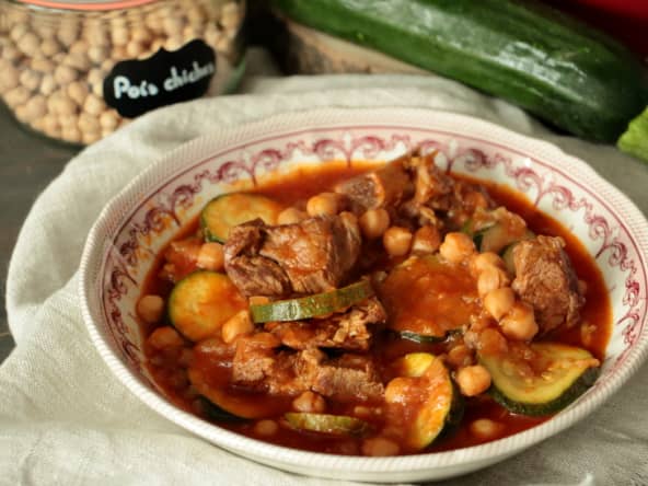 Agneau mijoté aux courgettes et pois chiches à l'égyptienne
