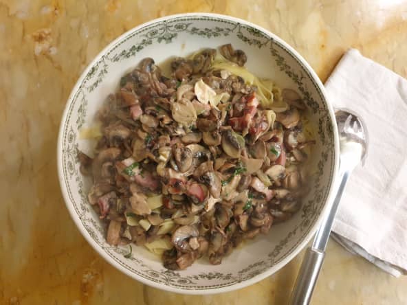 Pâtes au fromage Epoisses et aux champignons