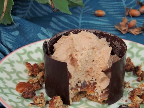 Douceur autour de la noisette et de la mirabelle ~ A l’assiette