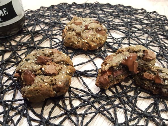 Cookies au sésame noir et blanc