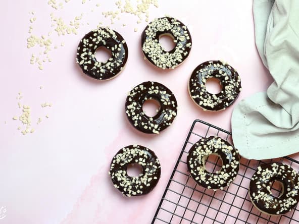 Donuts au chocolat cuits au four