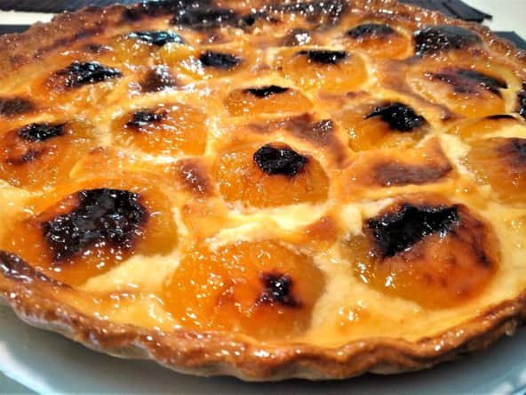 Tarte pâtissière aux abricots