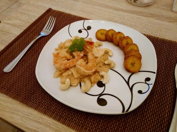 Poulet Xinxim et ses bananes plantains comme au Brésil