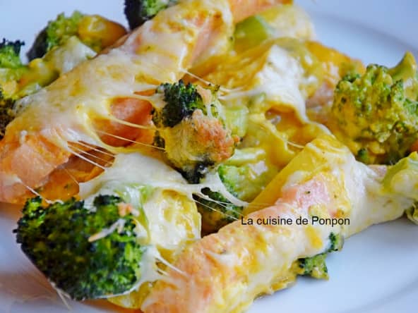 Saumon, pommes de terre, brocoli à la sauce coco curry