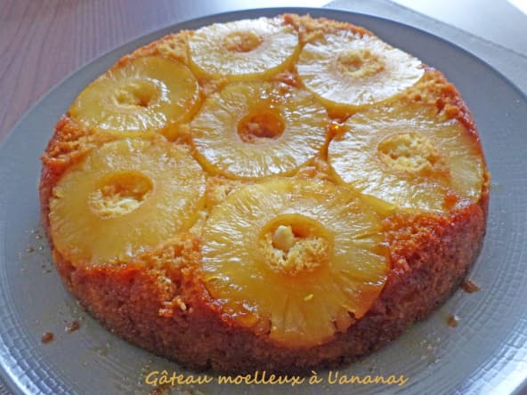 Gâteau moelleux à l'ananas