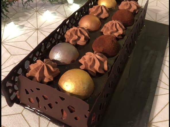 Bûche Epicea d’après Arnaud Lahrer, pain d’épices et chocolat