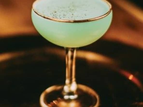 Grasshopper : la recette de ce cocktail crème de menthe et cacao parfait pour les fêtes