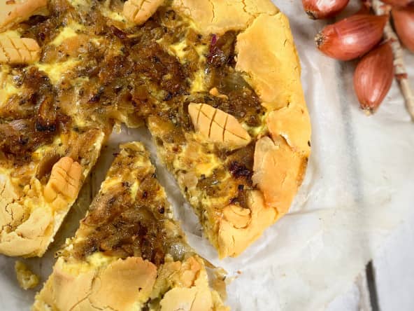 Quiche aux oignons caramélisées (no glu)