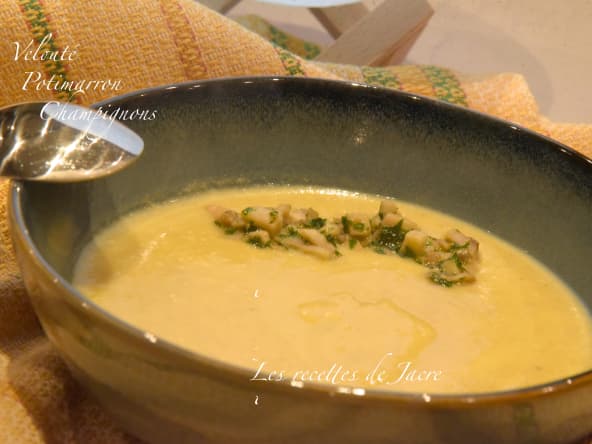 Velouté de potimarron et champignons