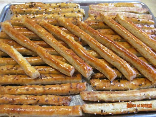 Bâtonnets croquants à la feta et au cumin