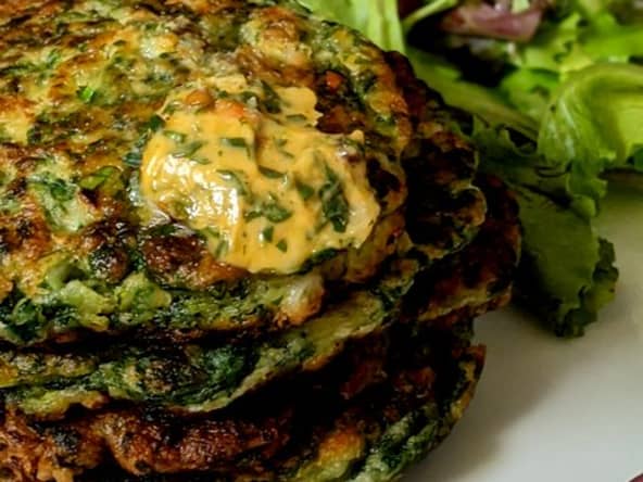 Pancakes aux épinards et beurre au citron