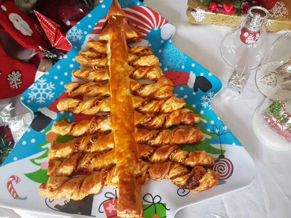 Sapin au pesto-fromage en pâte feuilletée