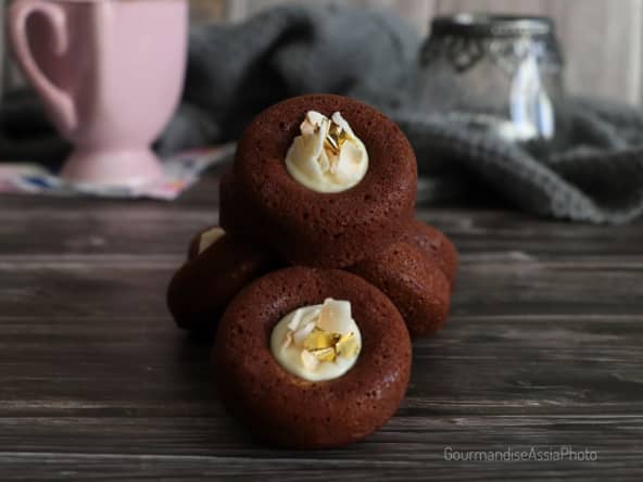 Financiers chocolat noir chocolat blanc, parfumés à la noix de coco