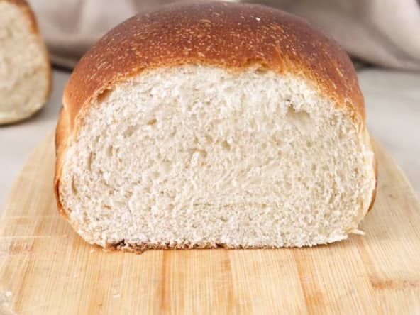 Pain de mie moelleux végétalien