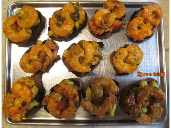Crostini avocat crevettes pour un apéritif festif