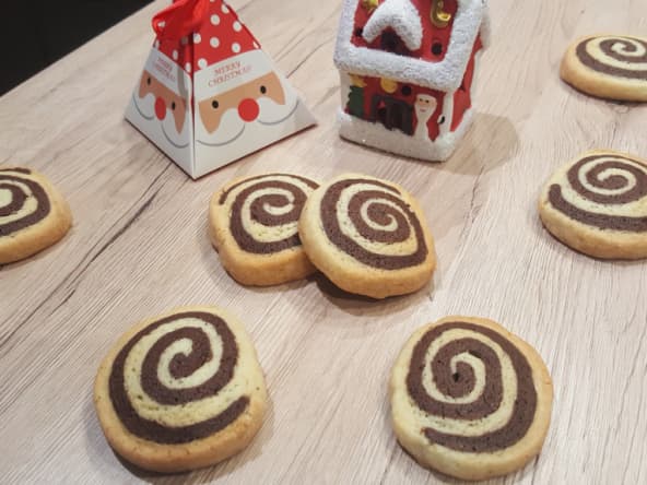Sablés bicolores vanille, chocolat et fleur d’oranger