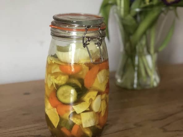 Sir torshi : une recette iranienne d'ail mariné dans le vinaigre