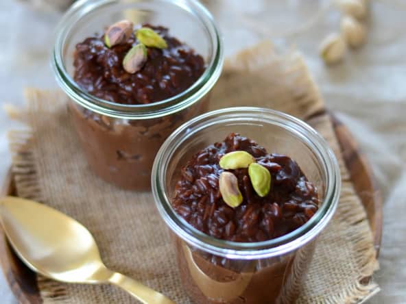 Riz au lait végétal au chocolat et pistaches