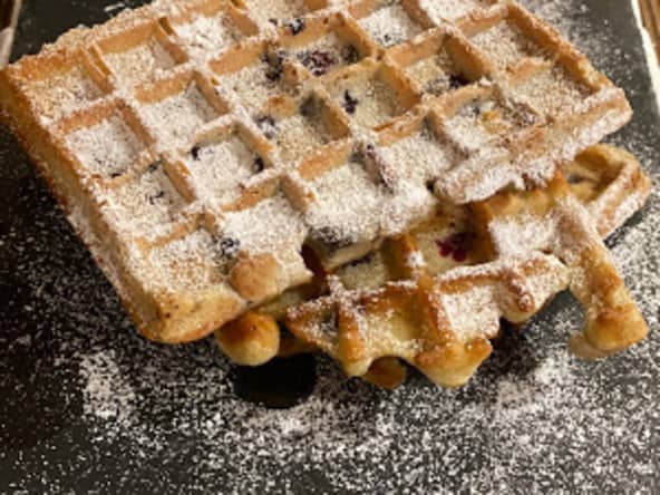 Gaufres maison aux myrtilles