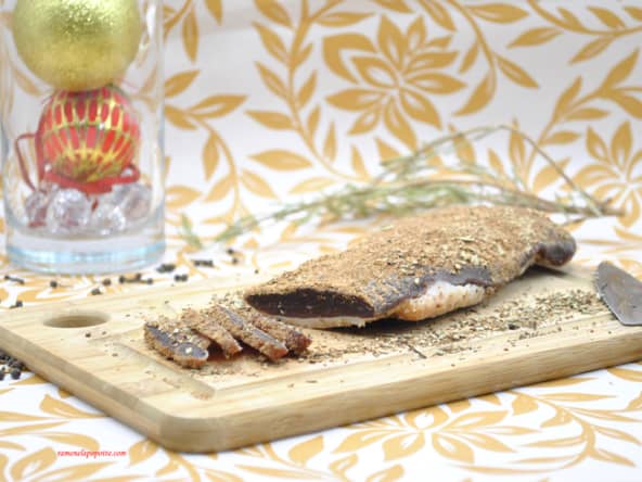 Magret de canard séché au poivre Voatsiperifery et romarin