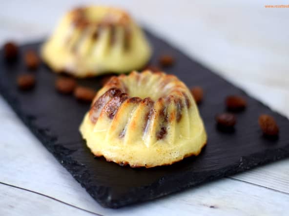 Gâteau de semoule aux raisins secs