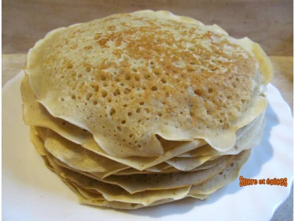 Crèpes au lait fermenté et à la banane