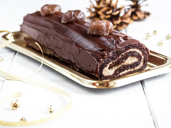 Bûche de Noël facile au chocolat et aux marrons