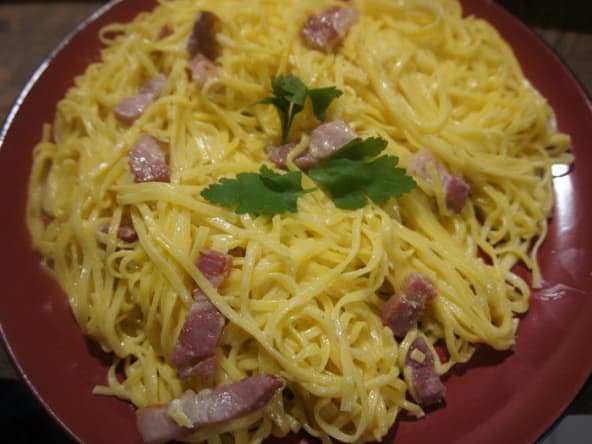 Tagliolini carbonara - Tagliatelles fine italienne alla carbonara