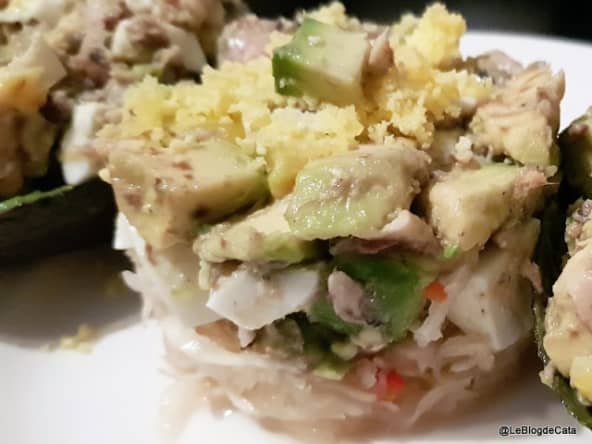 Salade mimosa d'avocat et sardines