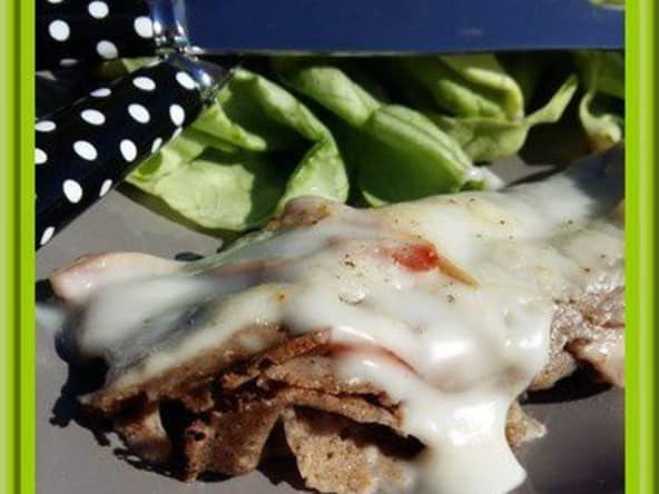 Gratin de crêpes au jambon et au fromage