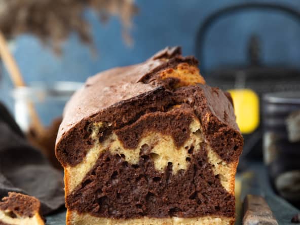 Banana bread marbré