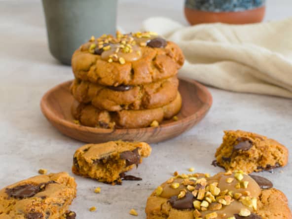 Les cookies à la pistache et au caramel