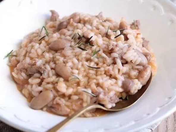 Panissa piemontese : risotto aux haricots et saucission