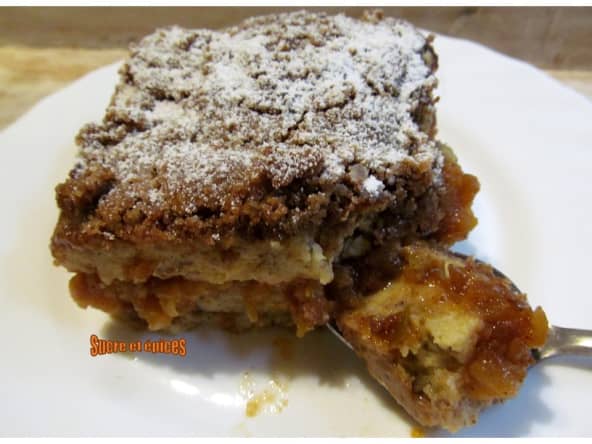 Pudding aux pommes, sirop d'érable et épices