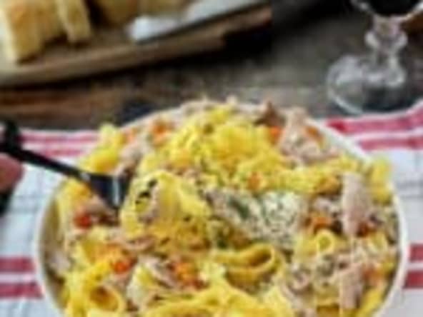 Pâtes au dindon braisé et effiloché : 