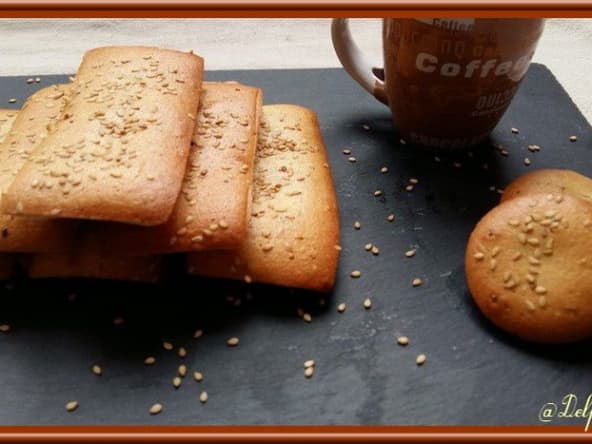 Financiers aux amandes et graines de sésame