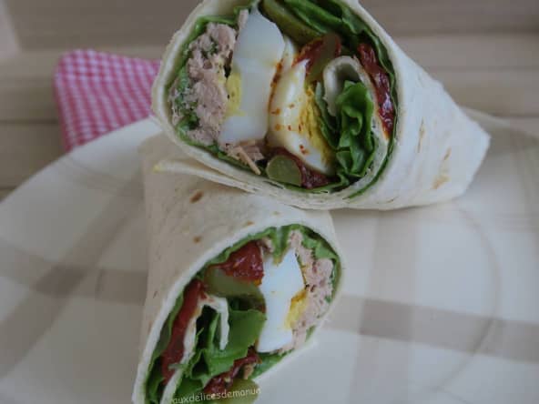 Wraps au thon, œufs durs et tomates séchées