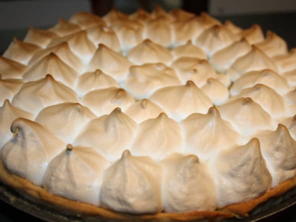 Tarte à la rhubarbe meringuée