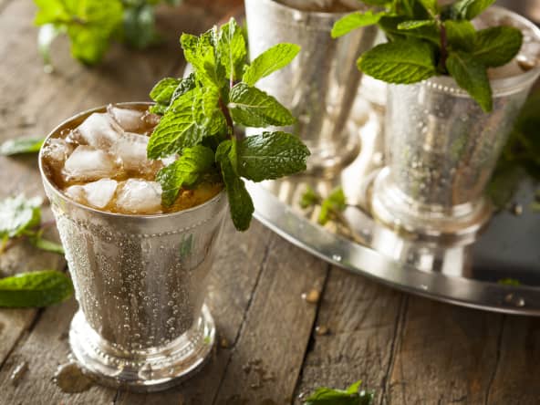 Mint Julep cocktail à la menthe et le bourbon