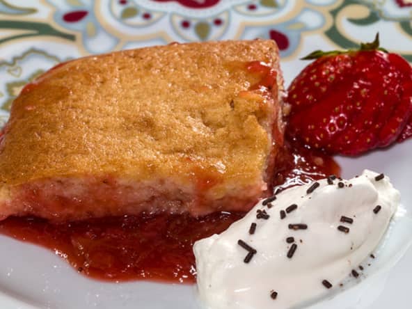 Le pouding fraises-rhubarbe de Grand-Maman Louise