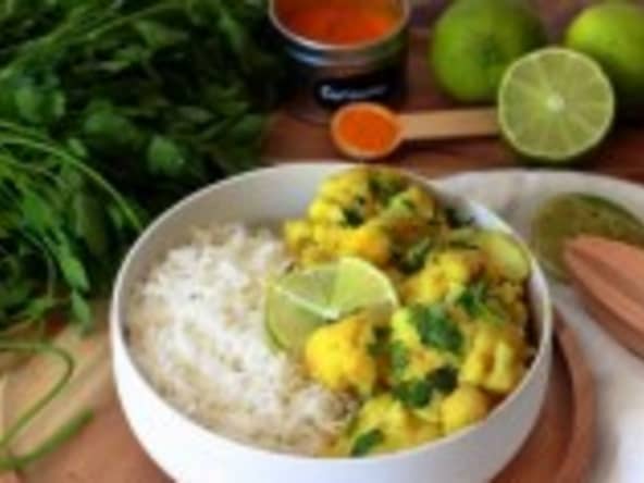 Curry de chou-fleur au lait de coco