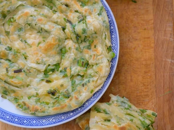 Crêpes chinoises aux oignons verts ("cong you bing")